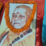 କାଦୁଅ ଭିତରେ ଜୀବନର ସନ୍ଧାନ, ଅସହାୟ ଆଖିରେ ଅପେକ୍ଷା